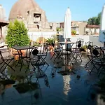 Palazzo Gambino לינה וארוחת בוקר אסראלה