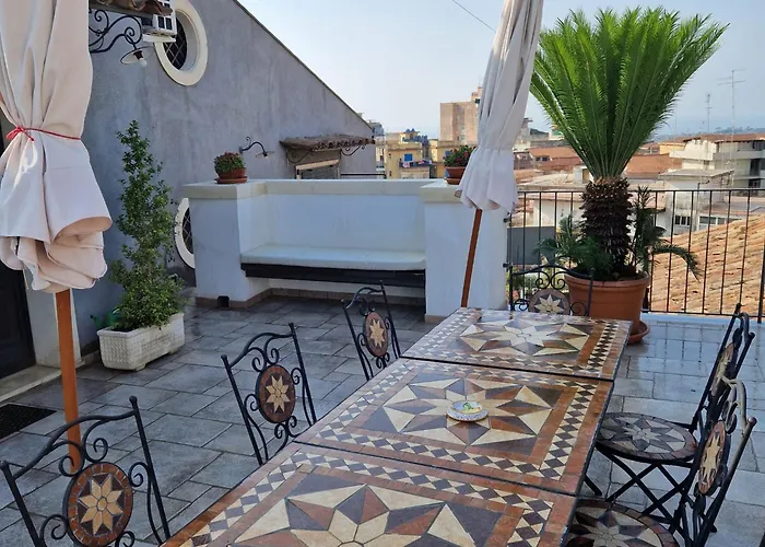 Palazzo Gambino 3*