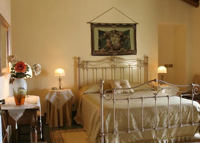 Palazzo Gambino アチレアーレ